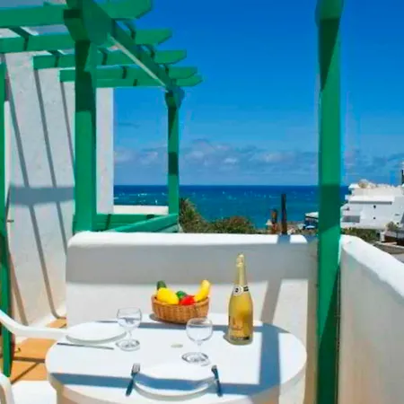 Celeste Apartamento Costa Teguise